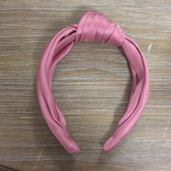 M_5d269af1138e185747287954